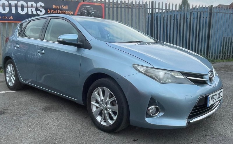 TOYOTA AURIS 1.6 V-Matic Icon Euro 5 5dr