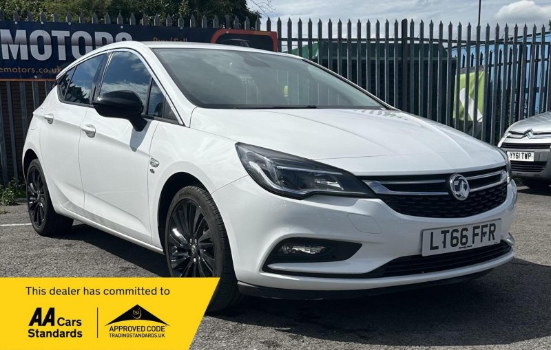 VAUXHALL ASTRA 1.4i Turbo Elite Nav Euro 6 5dr